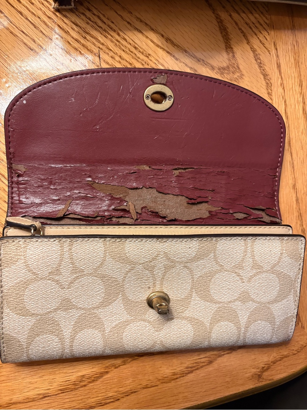 Coach Tea Rose Lock Wallet - Picture 3 of 3